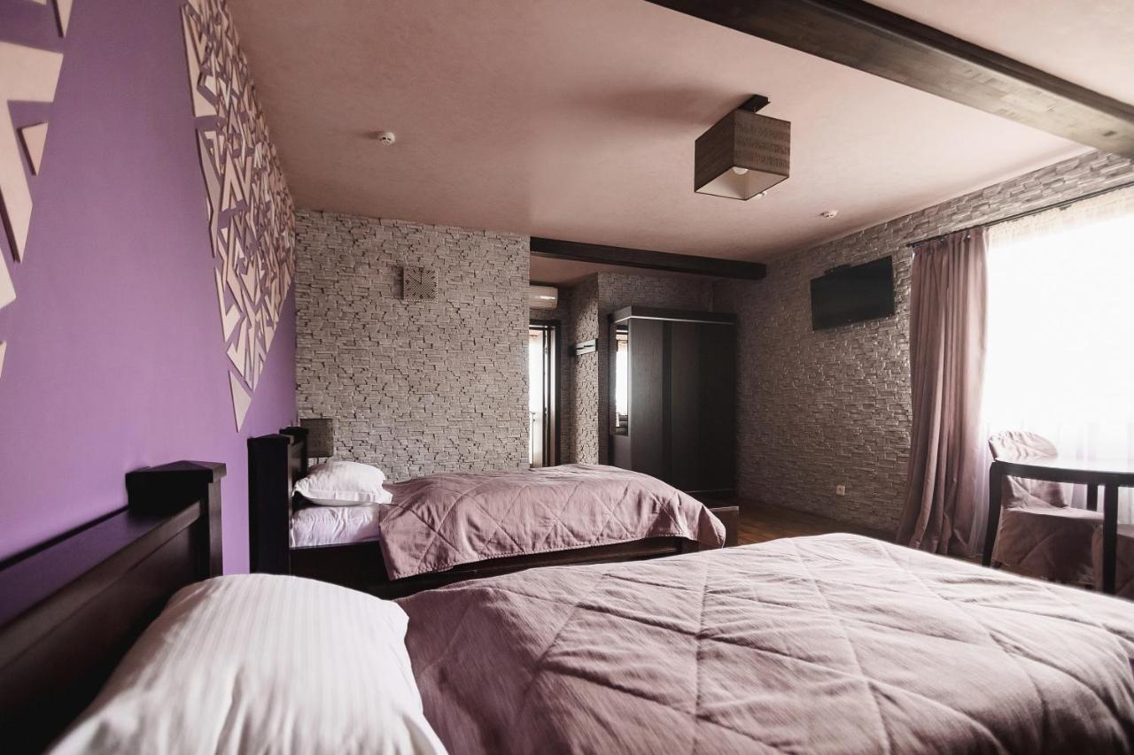 Hotel Pieno Piano Rivne Exterior foto