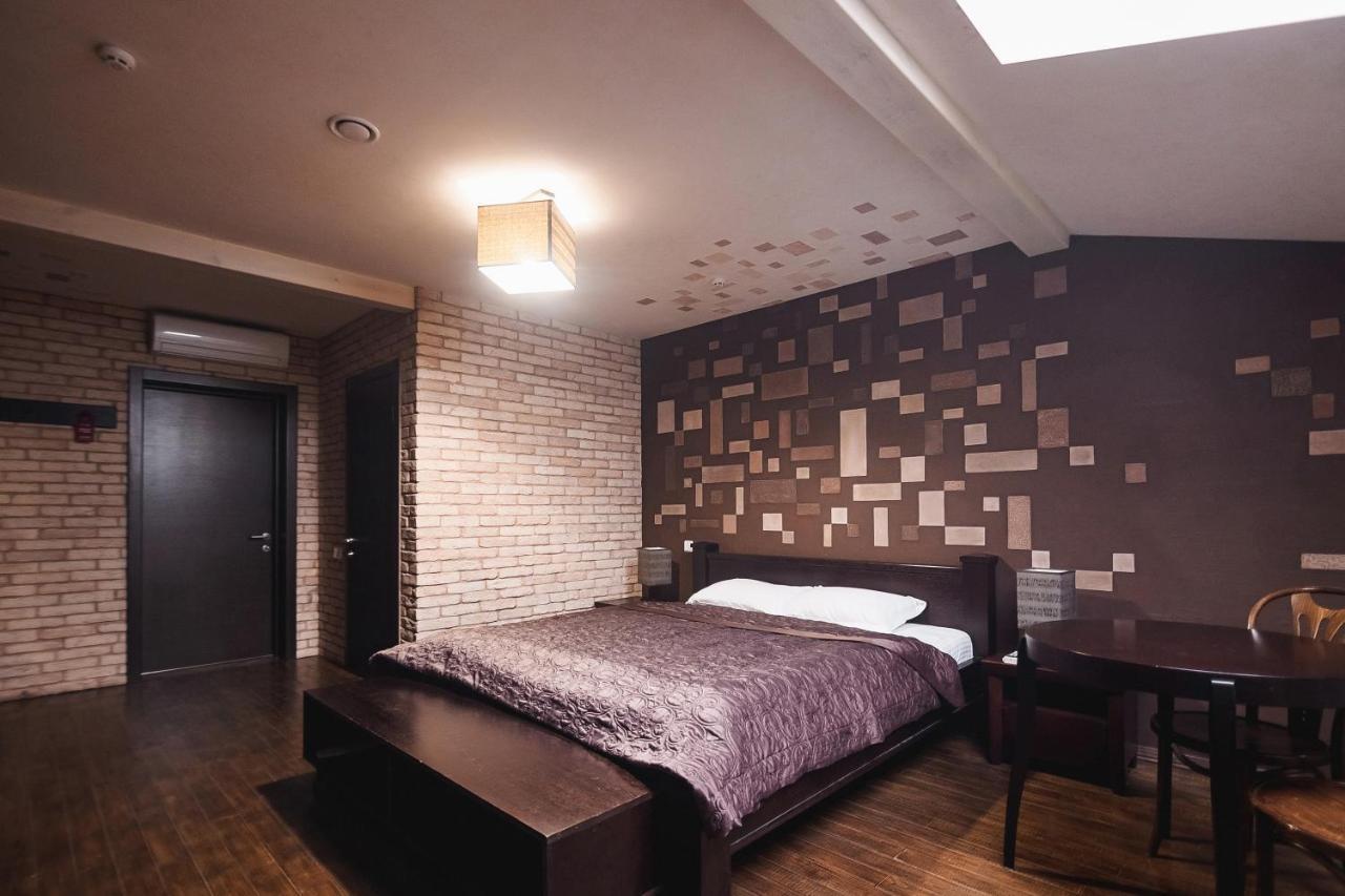 Hotel Pieno Piano Rivne Exterior foto
